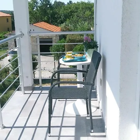 Appartement Two Bedroom *